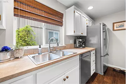 17800 SW Bryan Way, Beaverton, OR 97007 - Photo 16