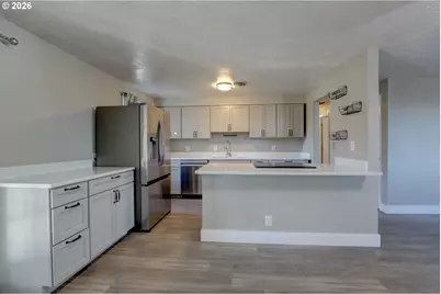 1012 Whitman Ct, The Dalles, OR 97058 - Photo 6