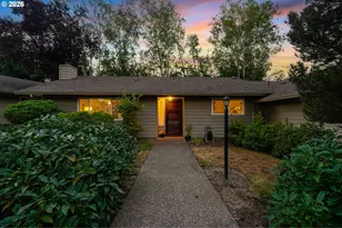 11263 SW Springwood Dr, Portland, OR 97223 - Photo 10