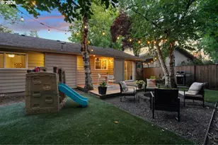 11263 SW Springwood Dr, Portland, OR 97223 - Photo 30