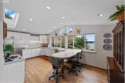 93961 Bridge View Ln, North Bend, OR 97459 - Photo 10