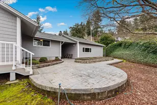 93961 Bridge View Ln, North Bend, OR 97459 - Photo 36