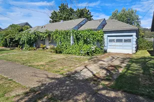 427 NE Yamhill St, Sheridan, OR 97378 - Photo 1