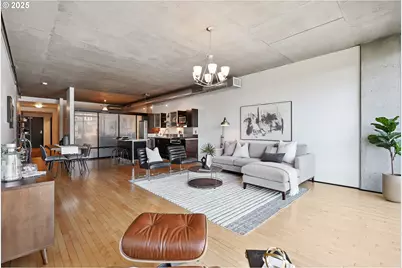 1410 NW Kearney St #621, Portland, OR 97209 - Photo 10