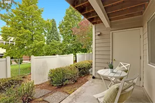 15052 NW Central Dr, Portland, OR 97229 - Photo 16