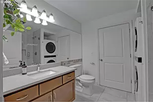 15052 NW Central Dr, Portland, OR 97229 - Photo 12