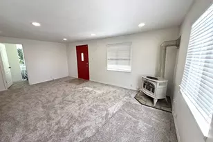 584 Exchange St, North Bend, OR 97459 - Photo 20