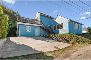 584 Exchange St, North Bend, OR 97459 - Photo 1