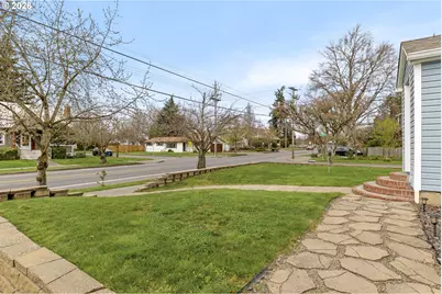 1336 NE Evans St, McMinnville, OR 97128 - Photo 48