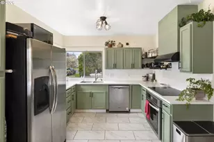 1336 NE Evans St, McMinnville, OR 97128 - Photo 18