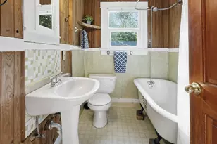 2380 Emerald St, Eugene, OR 97403 - Photo 24
