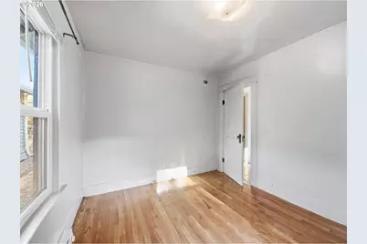 2380 Emerald St, Eugene, OR 97403 - Photo 22