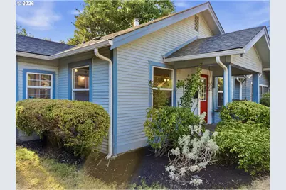 2380 Emerald St, Eugene, OR 97403 - Photo 2