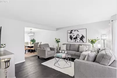 22750 SW Vermillion Dr, Tualatin, OR 97062 - Photo 4