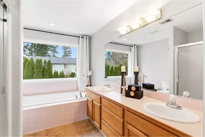 22750 SW Vermillion Dr, Tualatin, OR 97062 - Photo 14