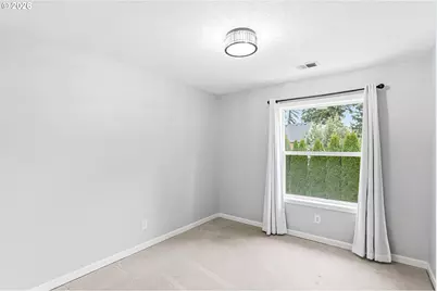 22750 SW Vermillion Dr, Tualatin, OR 97062 - Photo 16