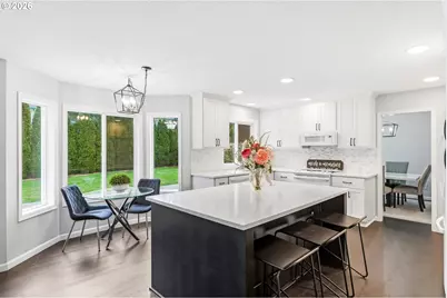 22750 SW Vermillion Dr, Tualatin, OR 97062 - Photo 6