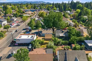 115 NW 9th St, McMinnville, OR 97128 - Photo 34