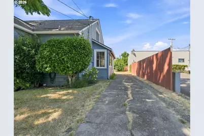 115 NW 9th St, McMinnville, OR 97128 - Photo 30