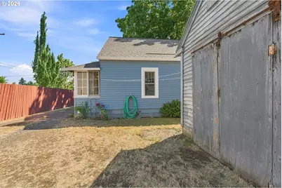 115 NW 9th St, McMinnville, OR 97128 - Photo 28