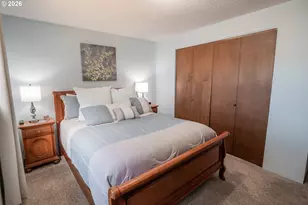 1421 Lawnridge Ave, Springfield, OR 97477 - Photo 22