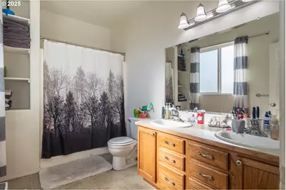 115 Silverado St, Roseburg, OR 97471 - Photo 24