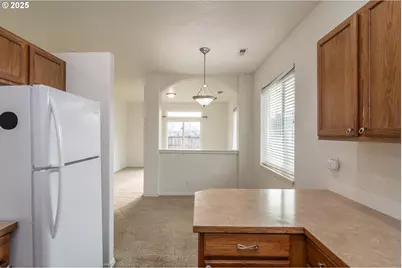 115 Silverado St, Roseburg, OR 97471 - Photo 12