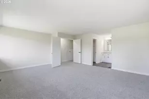9445 SW Summerfield Dr, Tigard, OR 97224 - Photo 32