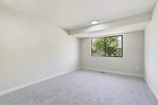 9445 SW Summerfield Dr, Tigard, OR 97224 - Photo 18