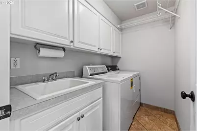 2775 Foxhaven Dr SE, Salem, OR 97306 - Photo 10