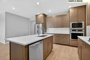 16766 SW Lorikeet Ln, Beaverton, OR 97007 - Photo 6