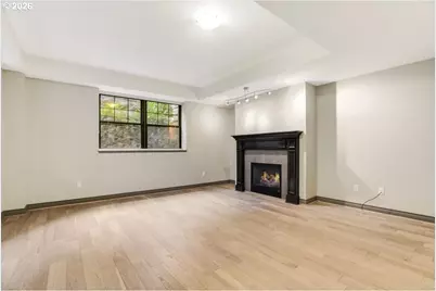 2454 NW Westover Rd #102, Portland, OR 97210 - Photo 10