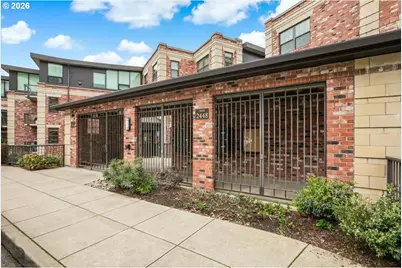 2454 NW Westover Rd #102, Portland, OR 97210 - Photo 1