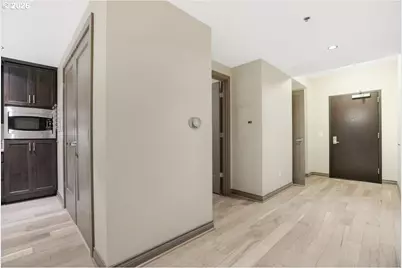 2454 NW Westover Rd #102, Portland, OR 97210 - Photo 8