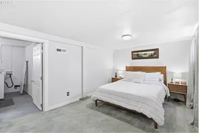 6855 NE Siskiyou St, Portland, OR 97213 - Photo 26