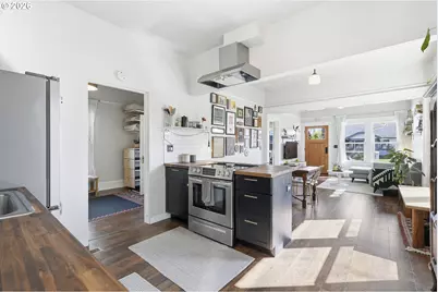 6855 NE Siskiyou St, Portland, OR 97213 - Photo 18