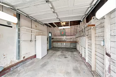 2045 N Blandena St, Portland, OR 97217 - Photo 44