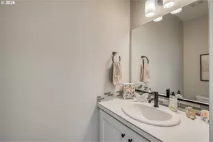 227 E Taylor Dr, Newberg, OR 97132 - Photo 16