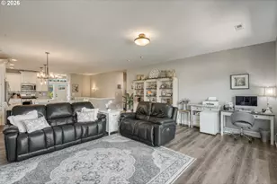 227 E Taylor Dr, Newberg, OR 97132 - Photo 10