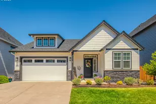 227 E Taylor Dr, Newberg, OR 97132 - Photo 2