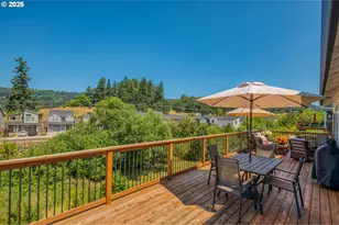 227 E Taylor Dr, Newberg, OR 97132 - Photo 26