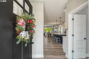 227 E Taylor Dr, Newberg, OR 97132 - Photo 4