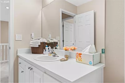 1343 NE Parkside Dr, Hillsboro, OR 97124 - Photo 34