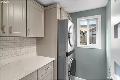 6660 Huntington Cir, Salem, OR 97306 - Photo 38