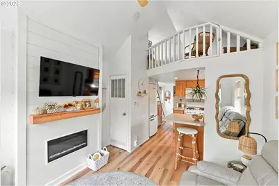 1795 28th Ct, Coos Bay, OR 97420 - Photo 2
