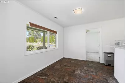 23892 Butler Rd, Elmira, OR 97437 - Photo 6