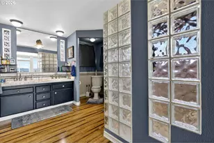 2088 Oak St, West Linn, OR 97068 - Photo 16