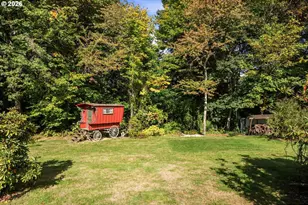 1021 SW Stephenson Ct, Portland, OR 97219 - Photo 42