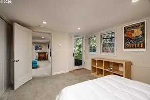 1021 SW Stephenson Ct, Portland, OR 97219 - Photo 30