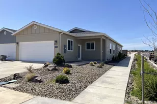 5282 Nopal St, Florence, OR 97439 - Photo 1